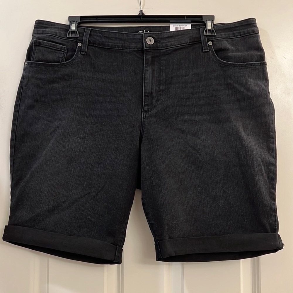 Style & Co ladies Bermuda jean shorts